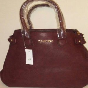 Nice new Micheal Kors cranberry handbag